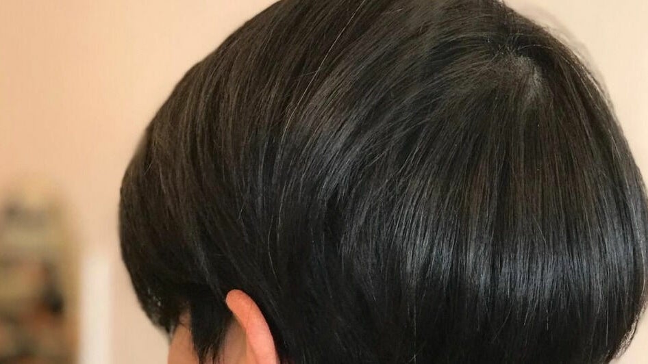 Sleek precision dark bob